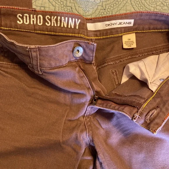 DKNY Soho Skinny Dusty Rose Jeans - Picture 4 of 5